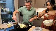 Kefir-Fladen aus der Pfanne: herzhaftes 5‑Minuten-Rezept ohne Gehzeit